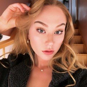 Meet your Posher, Ellen